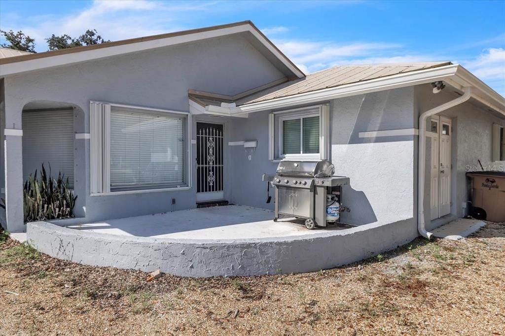 For Sale: $899,000 (6 beds, 0 baths, 3641 Square Feet)