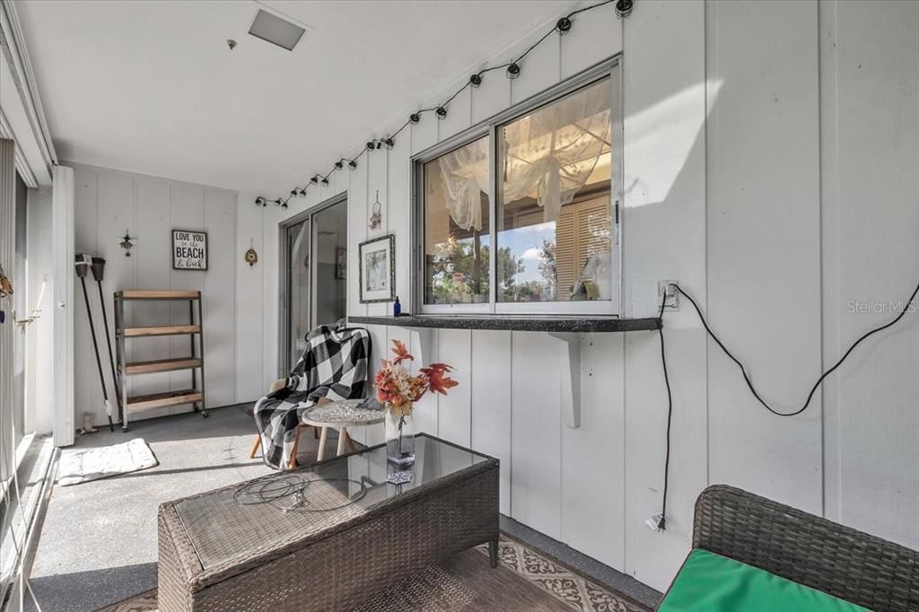 For Sale: $899,000 (6 beds, 0 baths, 3641 Square Feet)