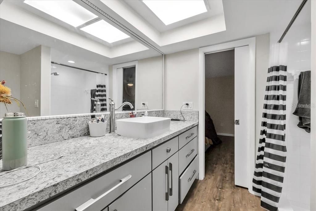 For Sale: $899,000 (6 beds, 0 baths, 3641 Square Feet)