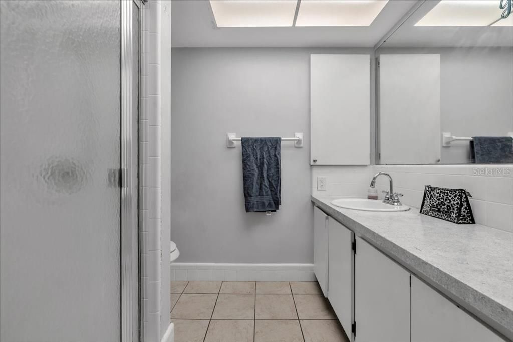 For Sale: $899,000 (6 beds, 0 baths, 3641 Square Feet)