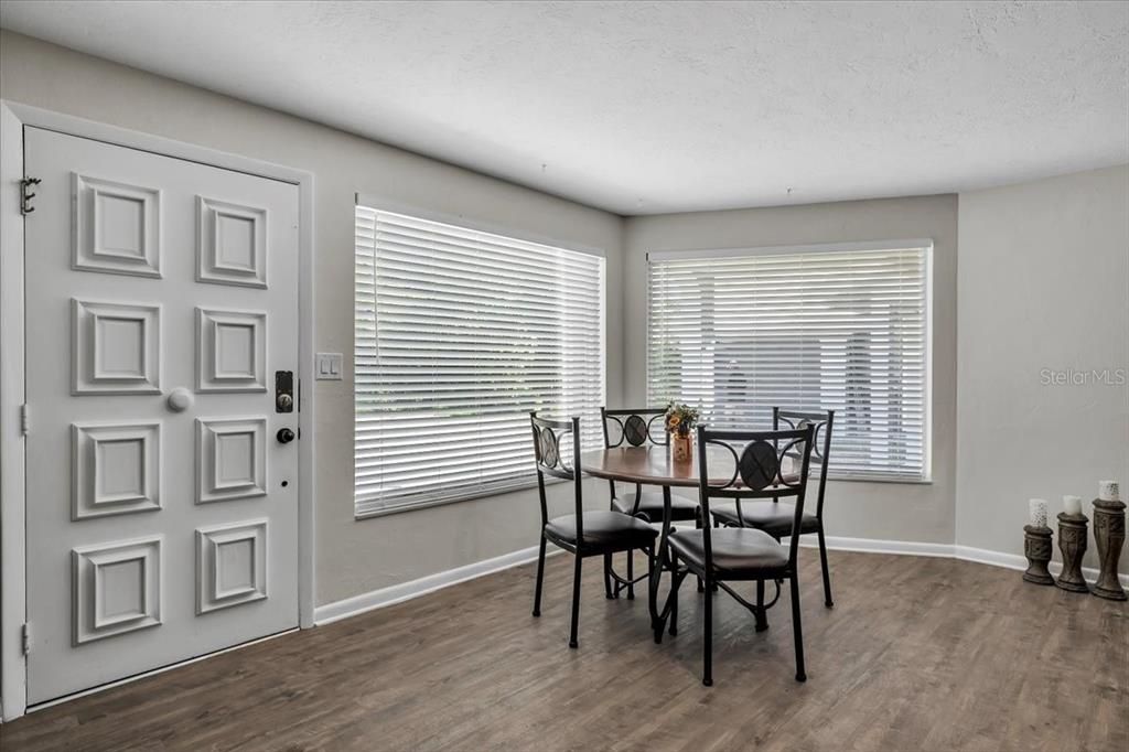 For Sale: $899,000 (6 beds, 0 baths, 3641 Square Feet)