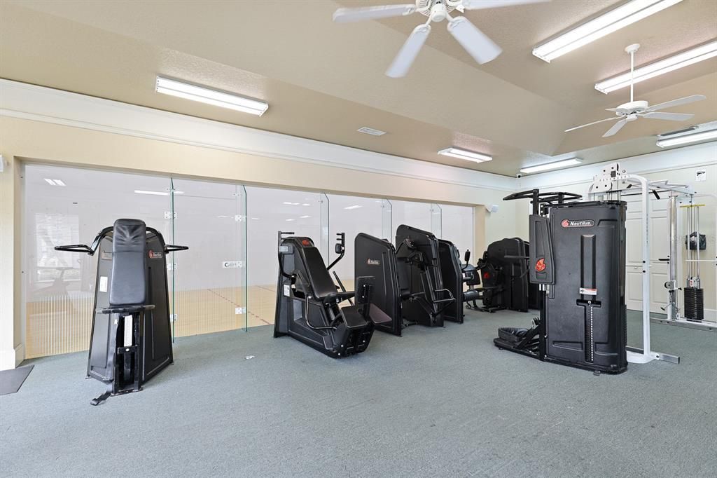 На продажу: $169,900 (3 спален, 2 ванн, 1336 Квадратных фут)