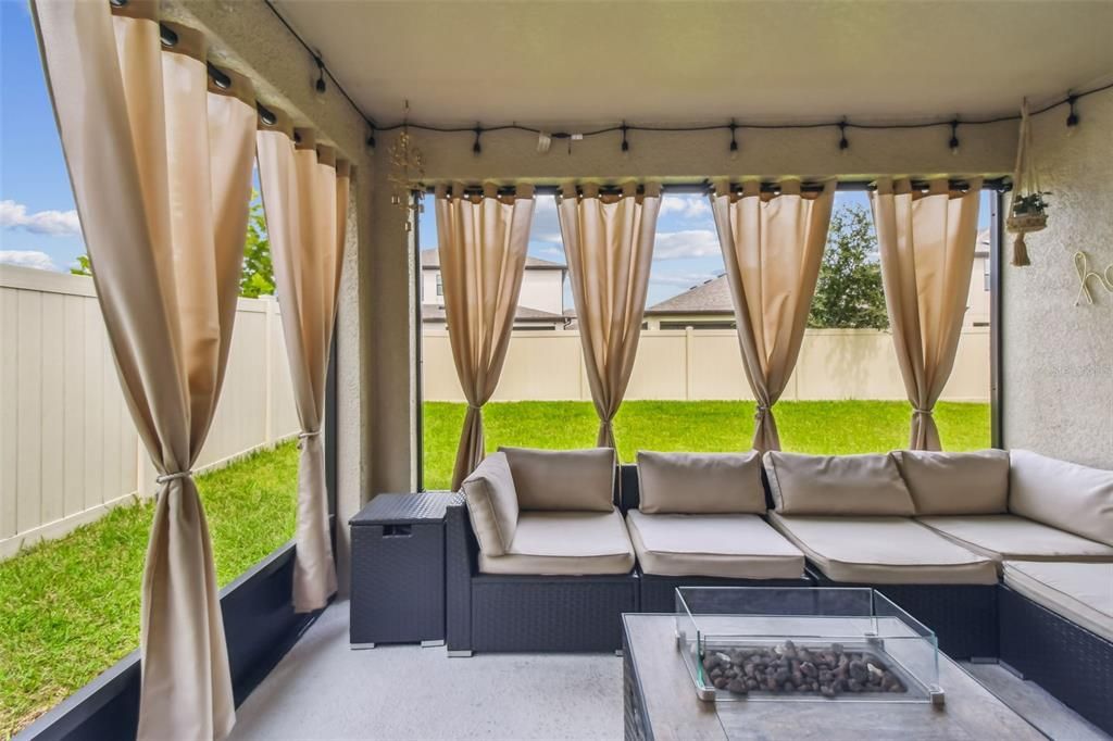 合同活跃: $350,000 (3 贝兹, 2 浴室, 1615 平方英尺)