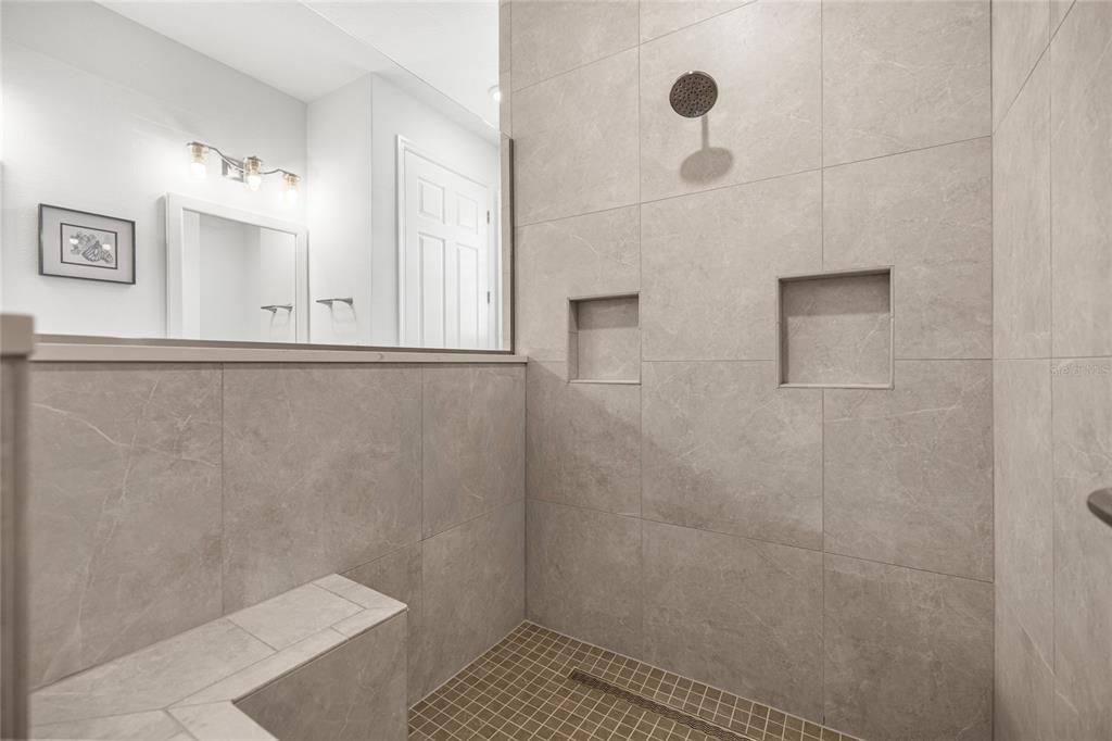 待售: $649,000 (3 贝兹, 3 浴室, 2457 平方英尺)