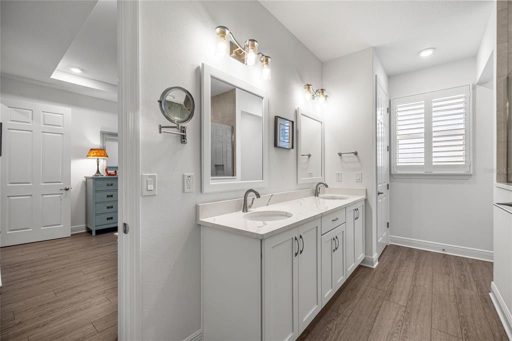 待售: $649,000 (3 贝兹, 3 浴室, 2457 平方英尺)