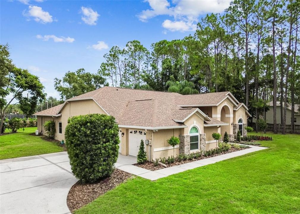 En Venta: $1,175,000 (4 camas, 3 baños, 3259 Pies cuadrados)