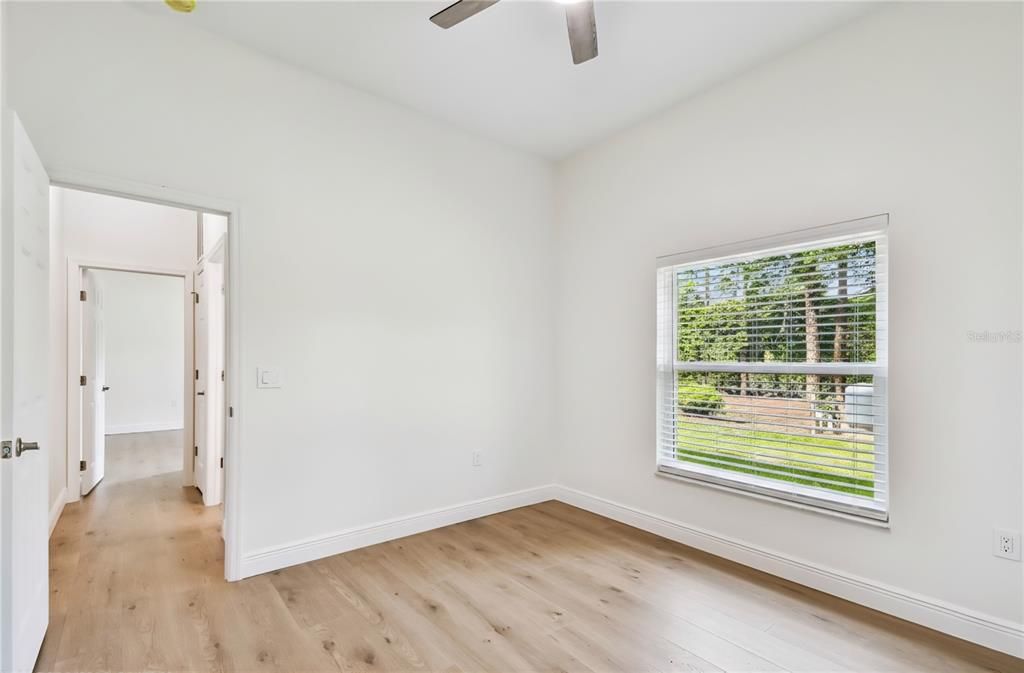 En Venta: $1,175,000 (4 camas, 3 baños, 3259 Pies cuadrados)