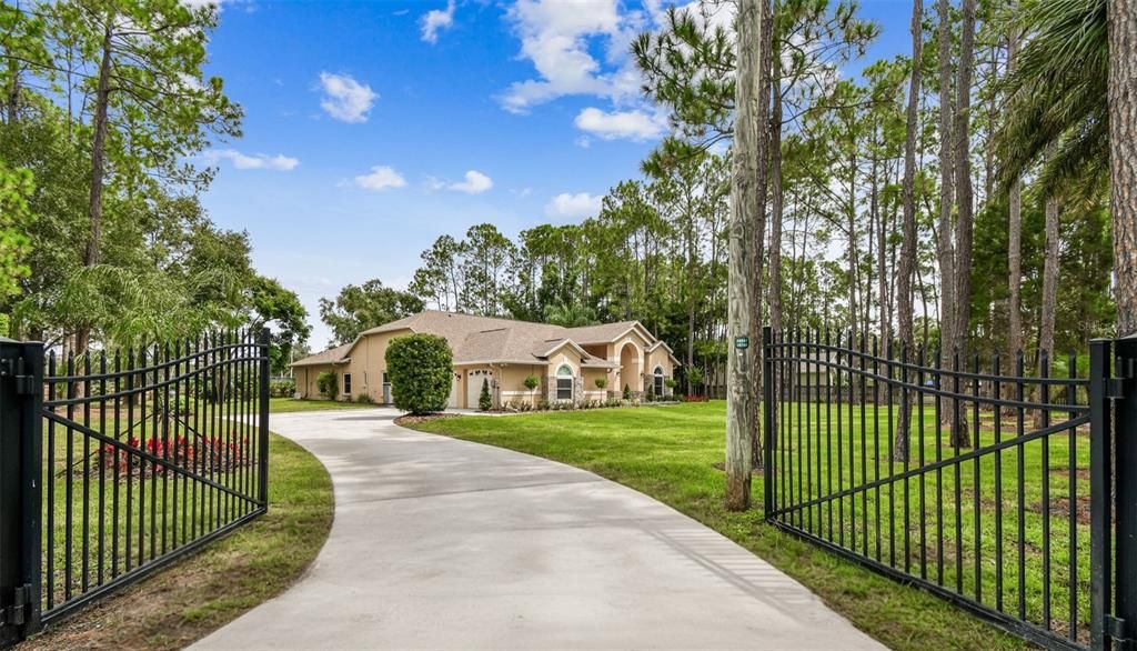 En Venta: $1,175,000 (4 camas, 3 baños, 3259 Pies cuadrados)