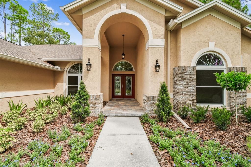 En Venta: $1,175,000 (4 camas, 3 baños, 3259 Pies cuadrados)