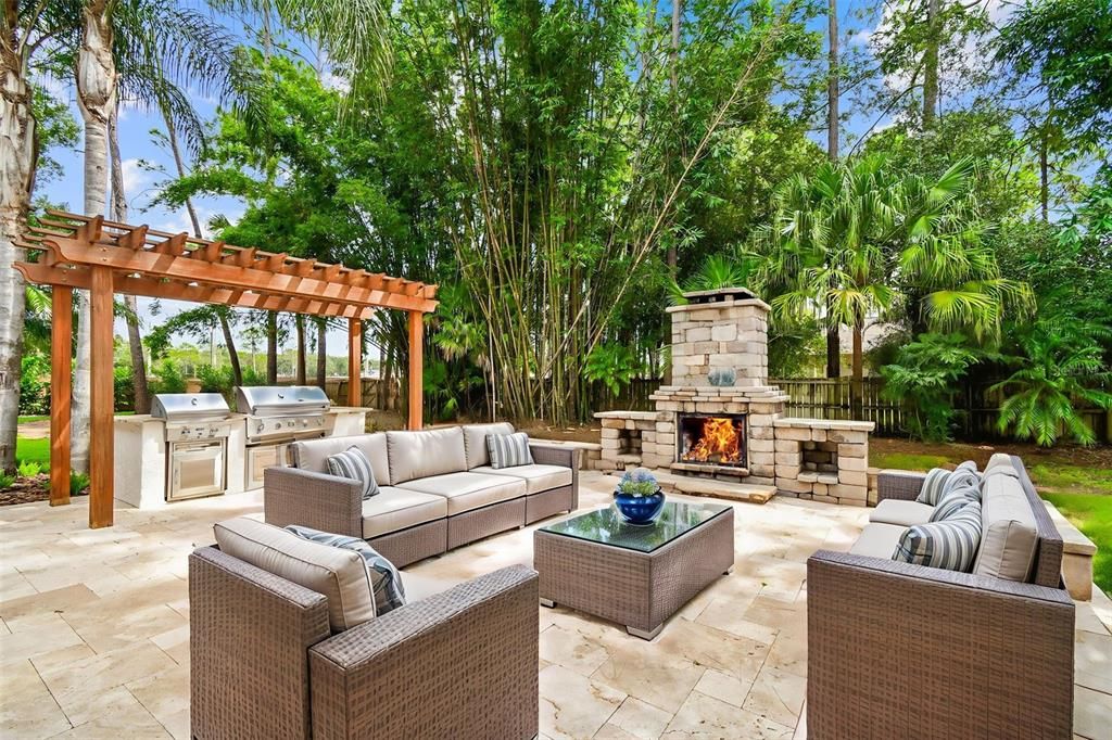 En Venta: $1,175,000 (4 camas, 3 baños, 3259 Pies cuadrados)