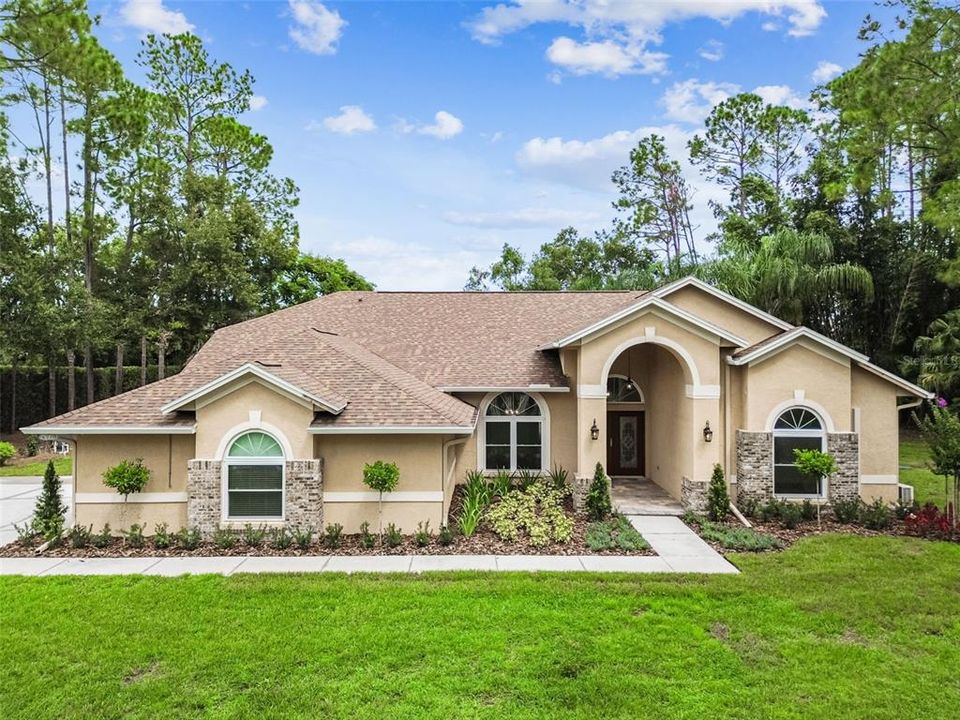 En Venta: $1,175,000 (4 camas, 3 baños, 3259 Pies cuadrados)