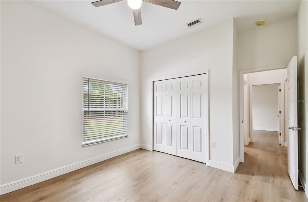 En Venta: $1,175,000 (4 camas, 3 baños, 3259 Pies cuadrados)