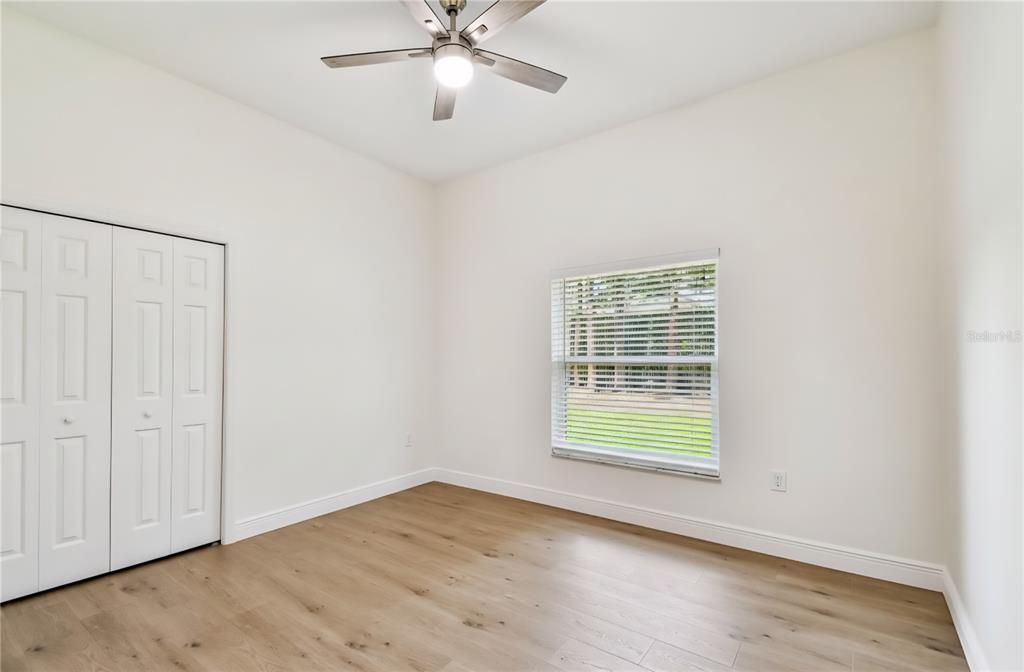 En Venta: $1,175,000 (4 camas, 3 baños, 3259 Pies cuadrados)