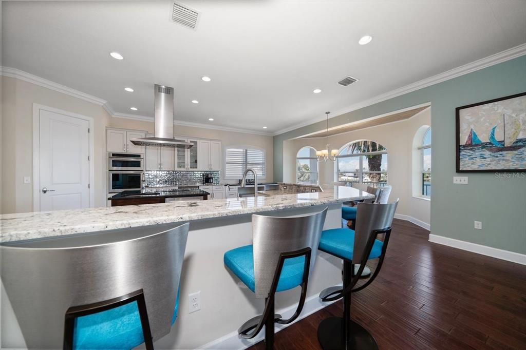 For Sale: $2,990,000 (4 beds, 3 baths, 3135 Square Feet)