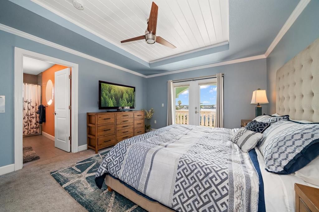 For Sale: $2,990,000 (4 beds, 3 baths, 3135 Square Feet)