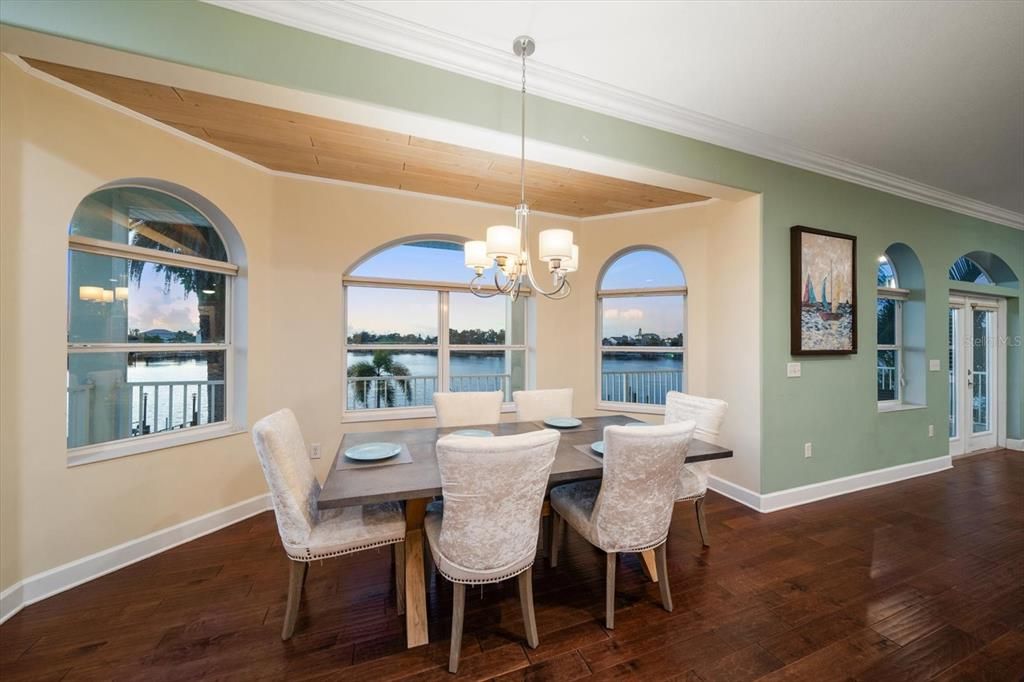 For Sale: $2,990,000 (4 beds, 3 baths, 3135 Square Feet)