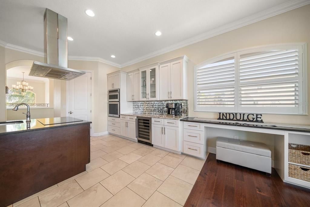 For Sale: $2,990,000 (4 beds, 3 baths, 3135 Square Feet)