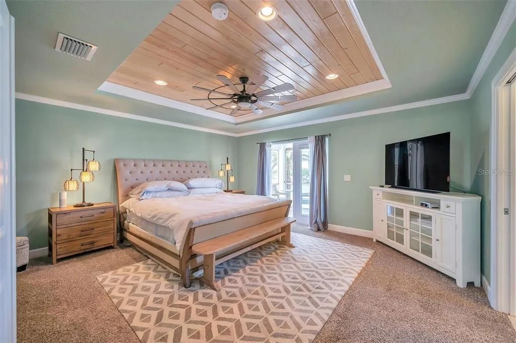 For Sale: $2,990,000 (4 beds, 3 baths, 3135 Square Feet)