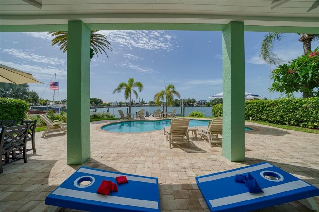 For Sale: $2,990,000 (4 beds, 3 baths, 3135 Square Feet)