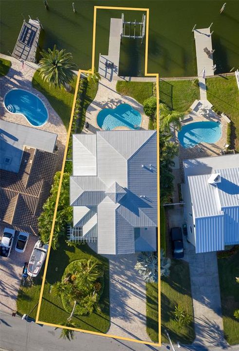 For Sale: $2,990,000 (4 beds, 3 baths, 3135 Square Feet)