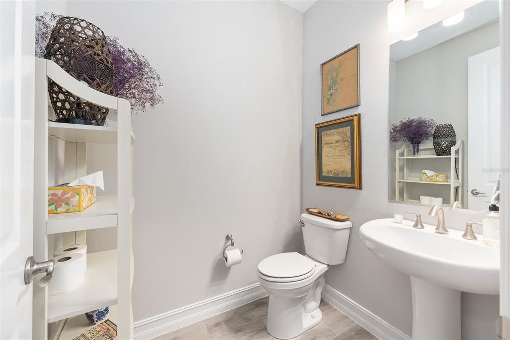 Activo con contrato: $4,700 (3 camas, 3 baños, 1943 Pies cuadrados)