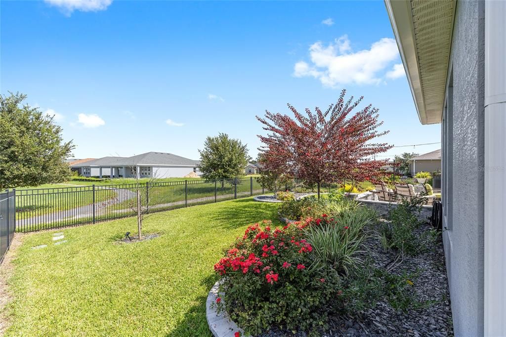 Activo con contrato: $4,700 (3 camas, 3 baños, 1943 Pies cuadrados)