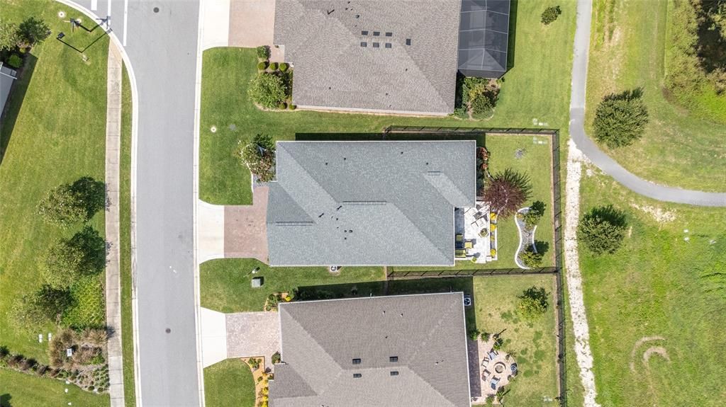 Activo con contrato: $4,700 (3 camas, 3 baños, 1943 Pies cuadrados)