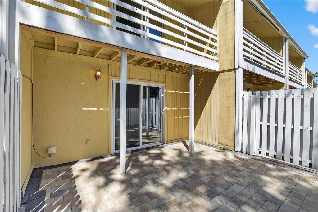 En Venta: $173,999 (2 camas, 2 baños, 1032 Pies cuadrados)