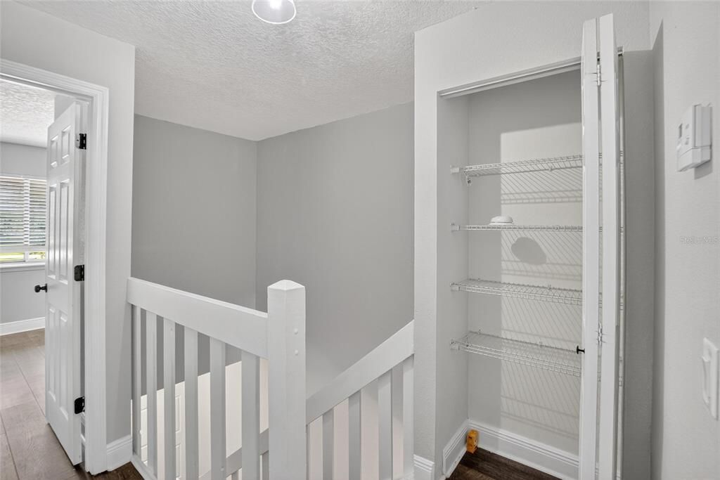 En Venta: $173,999 (2 camas, 2 baños, 1032 Pies cuadrados)