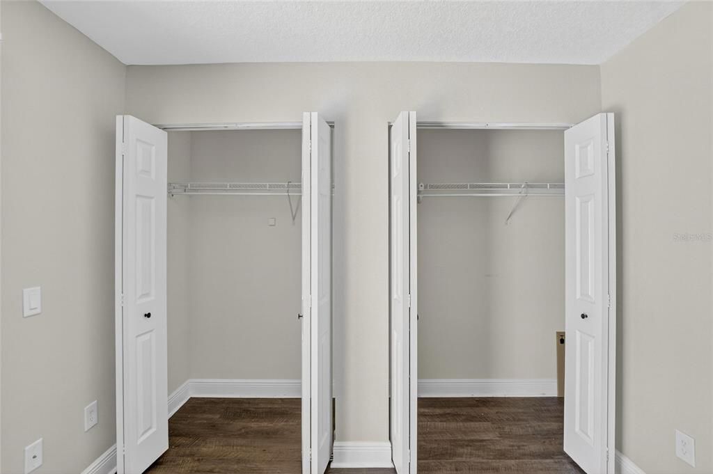 En Venta: $173,999 (2 camas, 2 baños, 1032 Pies cuadrados)