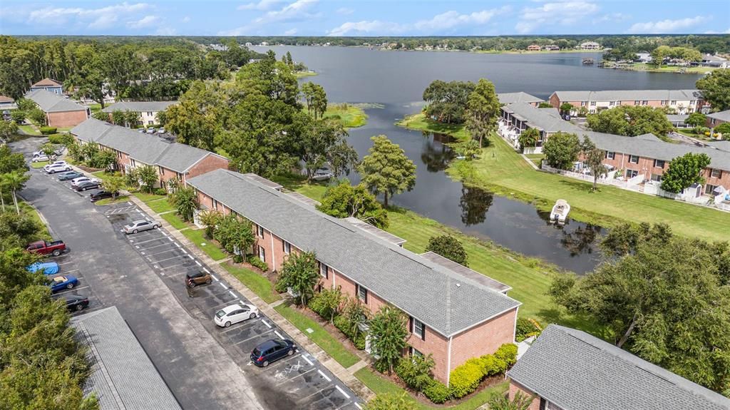 For Sale: $155,000 (1 beds, 1 baths, 644 Square Feet)