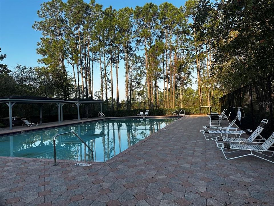 Active With Contract: $285,000 (3 beds, 2 baths, 1708 Square Feet)