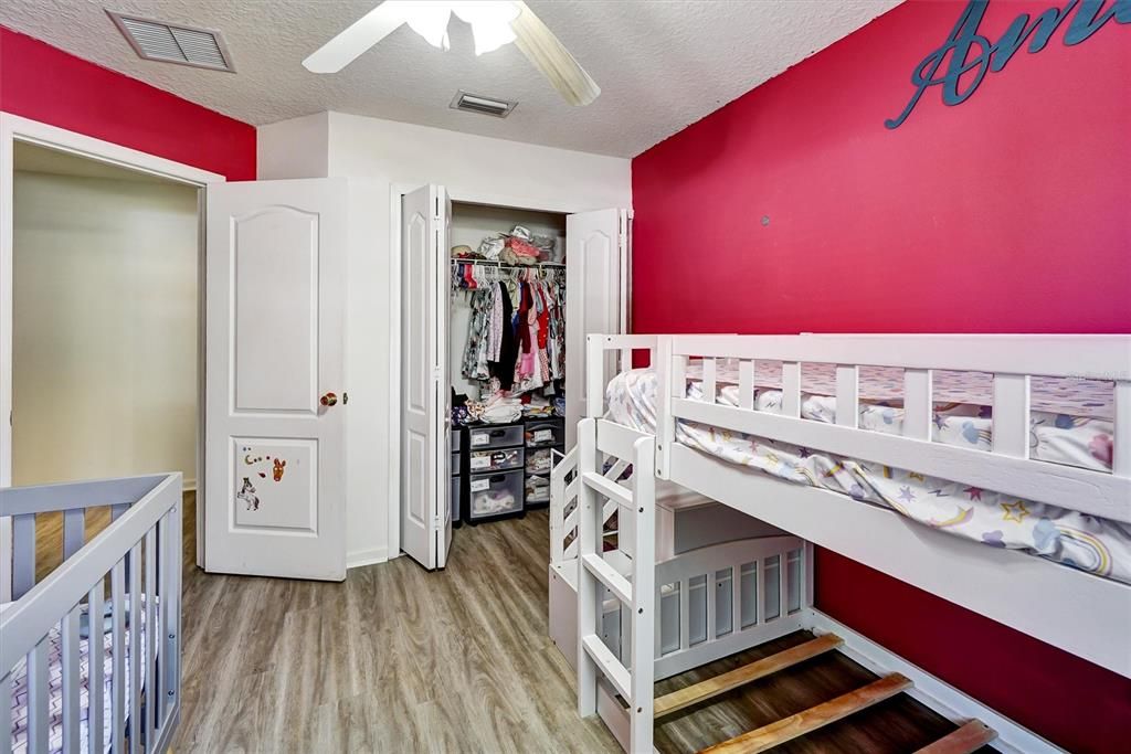 Active With Contract: $285,000 (3 beds, 2 baths, 1708 Square Feet)