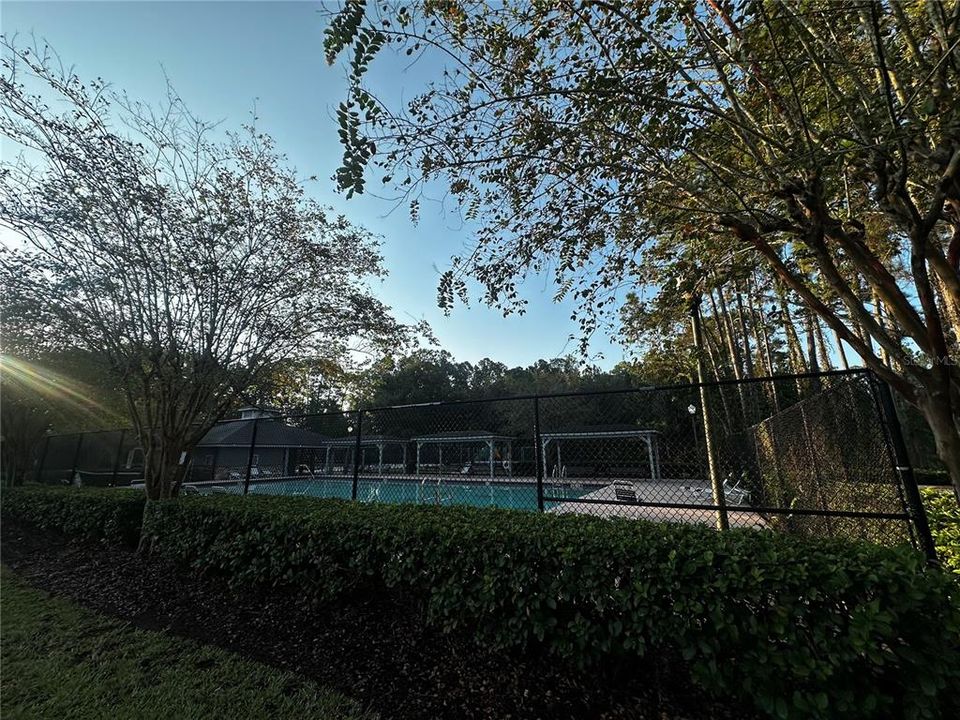 Active With Contract: $285,000 (3 beds, 2 baths, 1708 Square Feet)