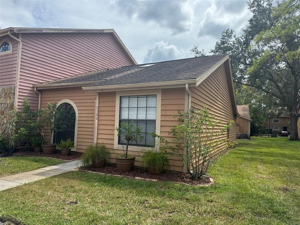 Recently Sold: $235,000 (2 beds, 2 baths, 1004 Square Feet)