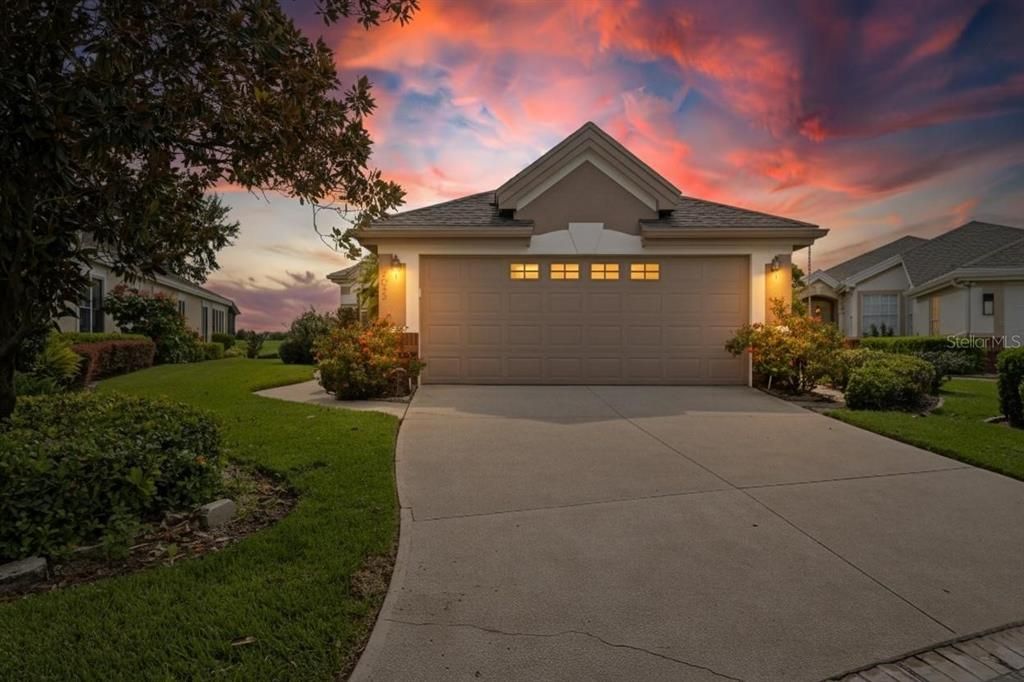 待售: $529,000 (3 贝兹, 2 浴室, 2352 平方英尺)