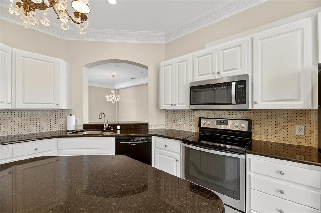 待售: $529,000 (3 贝兹, 2 浴室, 2352 平方英尺)