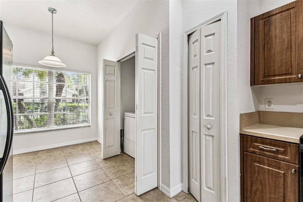 For Sale: $219,500 (2 beds, 2 baths, 1340 Square Feet)