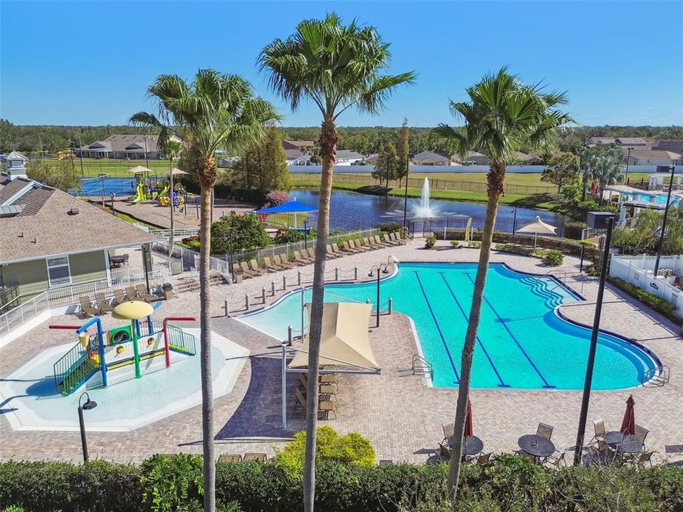 For Sale: $219,500 (2 beds, 2 baths, 1340 Square Feet)