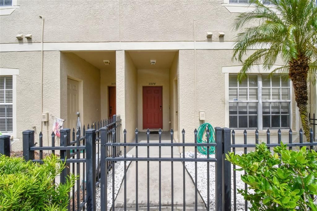 For Sale: $219,500 (2 beds, 2 baths, 1340 Square Feet)