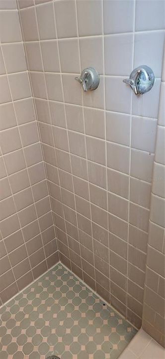 For Sale: $359,000 (3 beds, 2 baths, 1245 Square Feet)