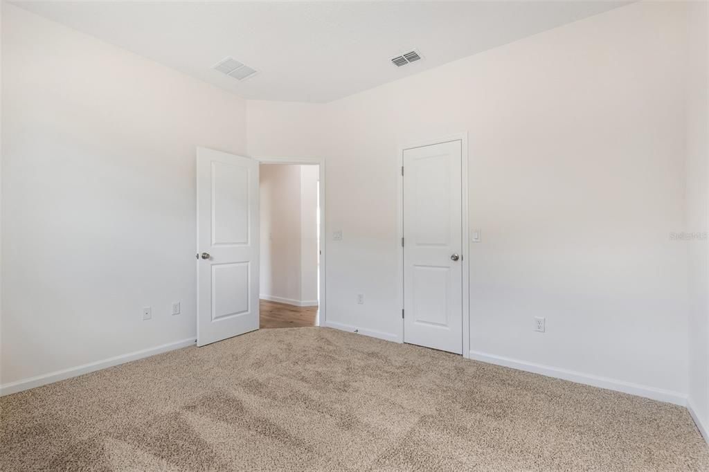 待售: $341,065 (4 贝兹, 2 浴室, 1672 平方英尺)