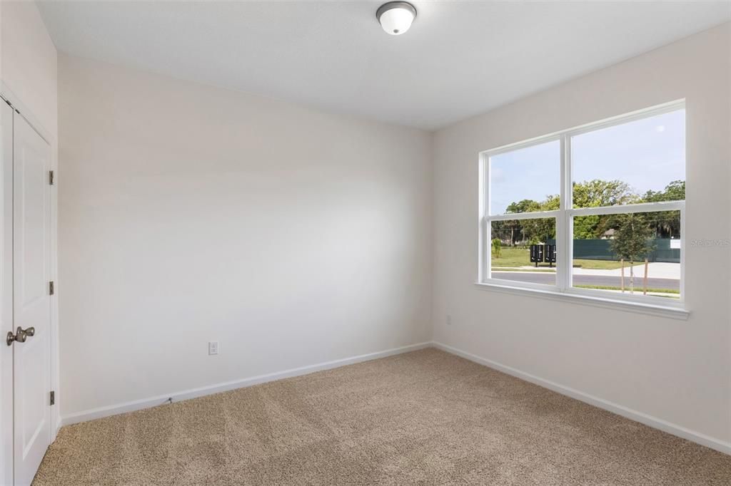 待售: $341,065 (4 贝兹, 2 浴室, 1672 平方英尺)