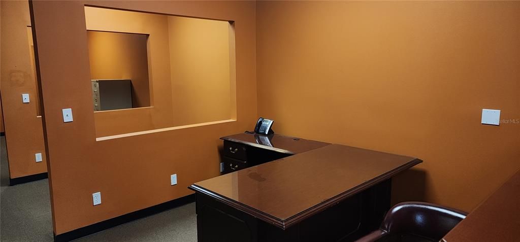 En Venta: $374,000 (0 camas, 0 baños, 1505 Pies cuadrados)