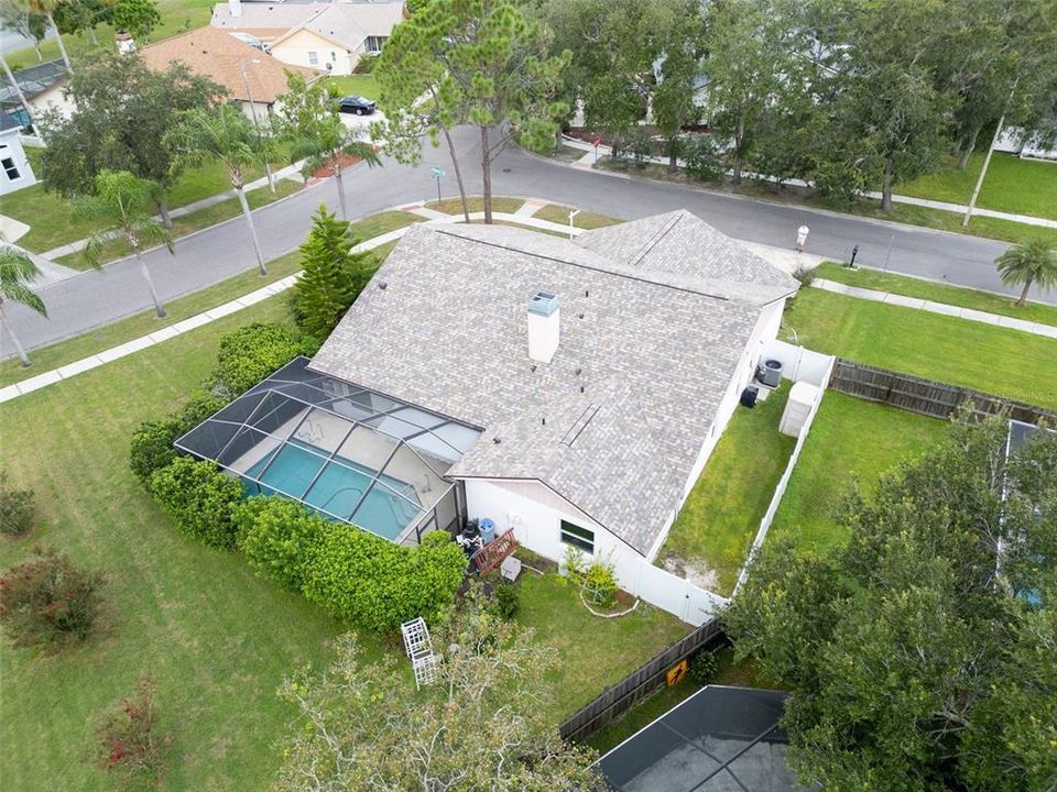 合同活跃: $600,000 (3 贝兹, 2 浴室, 2039 平方英尺)