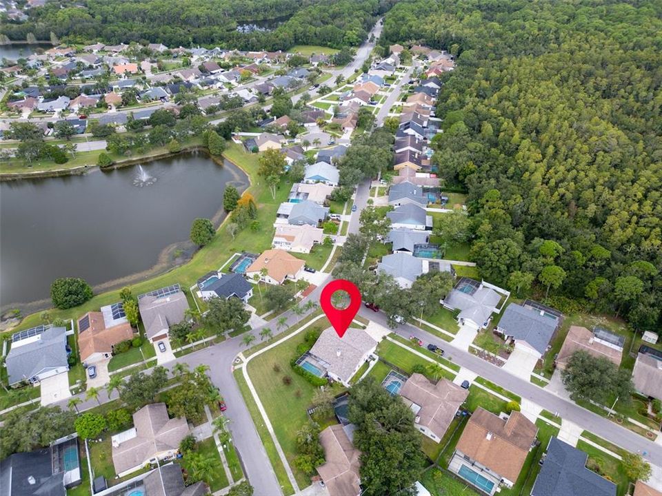 合同活跃: $600,000 (3 贝兹, 2 浴室, 2039 平方英尺)