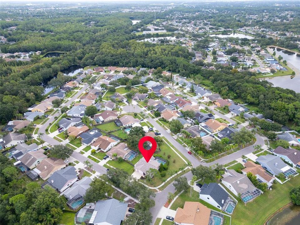 合同活跃: $600,000 (3 贝兹, 2 浴室, 2039 平方英尺)