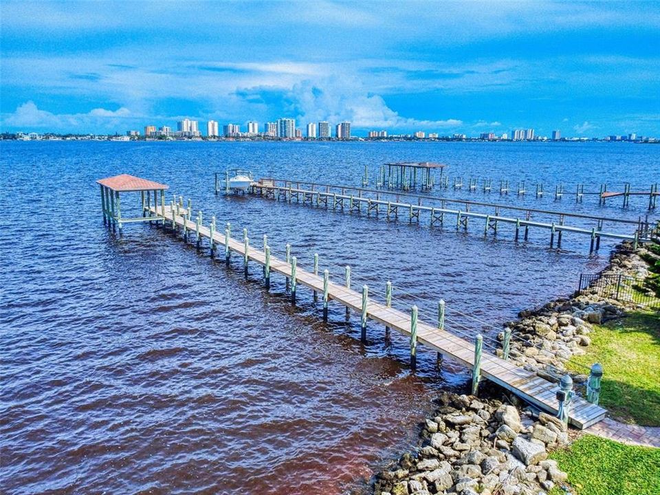 For Sale: $1,595,000 (3 beds, 3 baths, 2605 Square Feet)