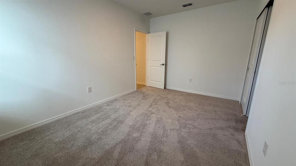 出租: $2,550 (4 贝兹, 3 浴室, 2106 平方英尺)