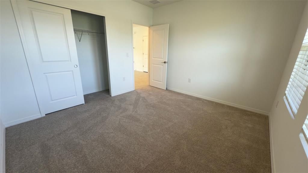 出租: $2,550 (4 贝兹, 3 浴室, 2106 平方英尺)